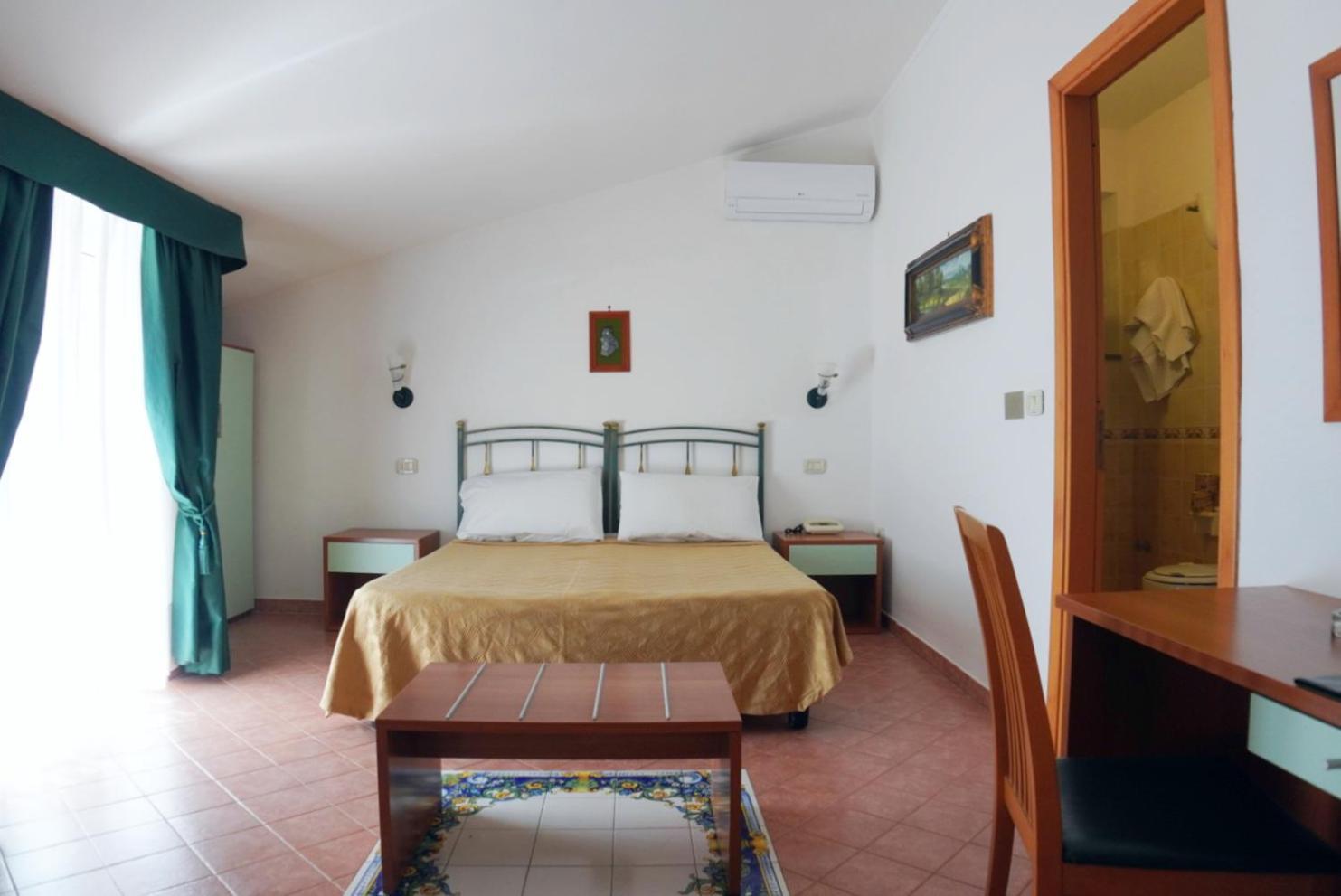 New Hotel Sonia Santa Maria di Castellabate Zewnętrze zdjęcie