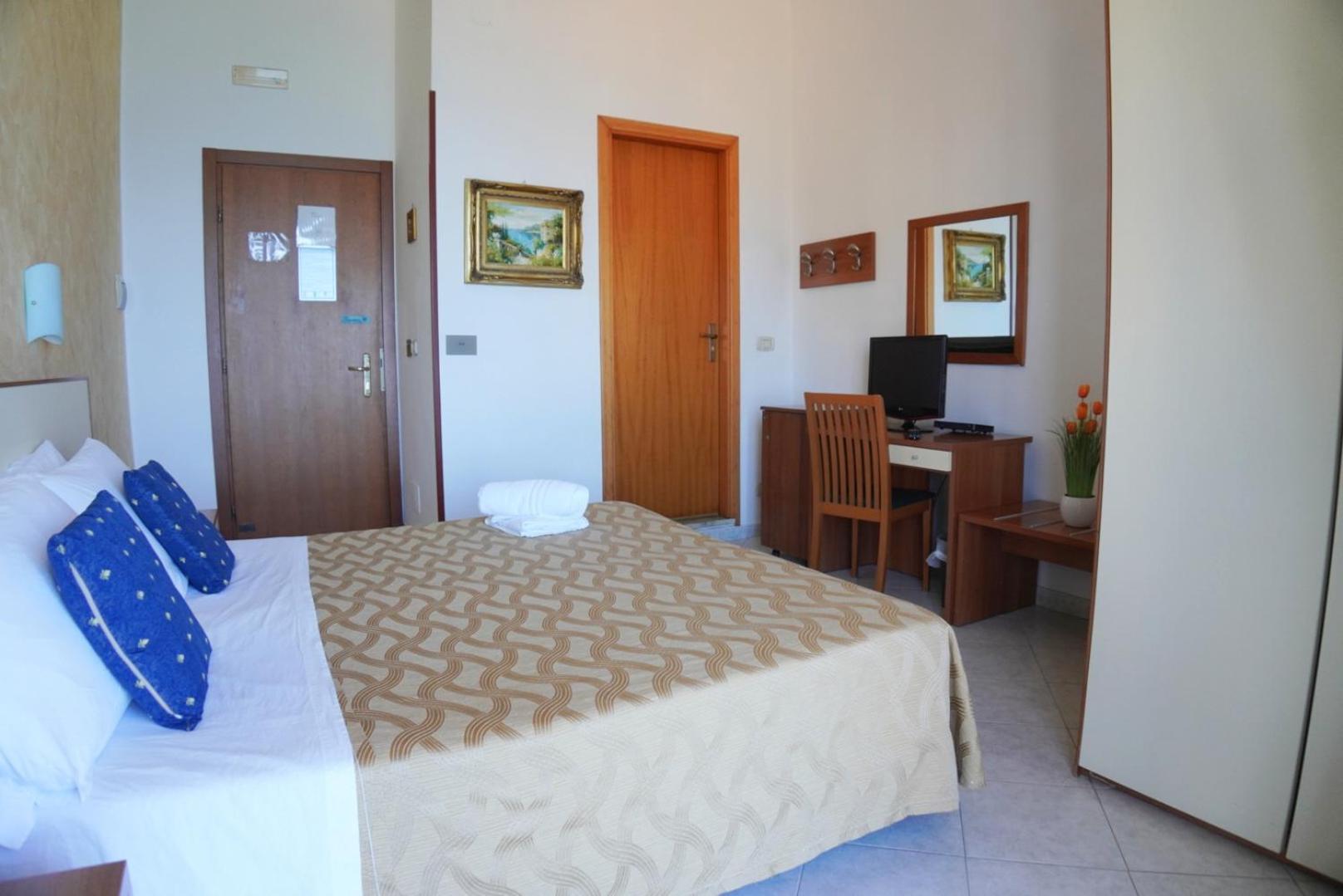 New Hotel Sonia Santa Maria di Castellabate Zewnętrze zdjęcie