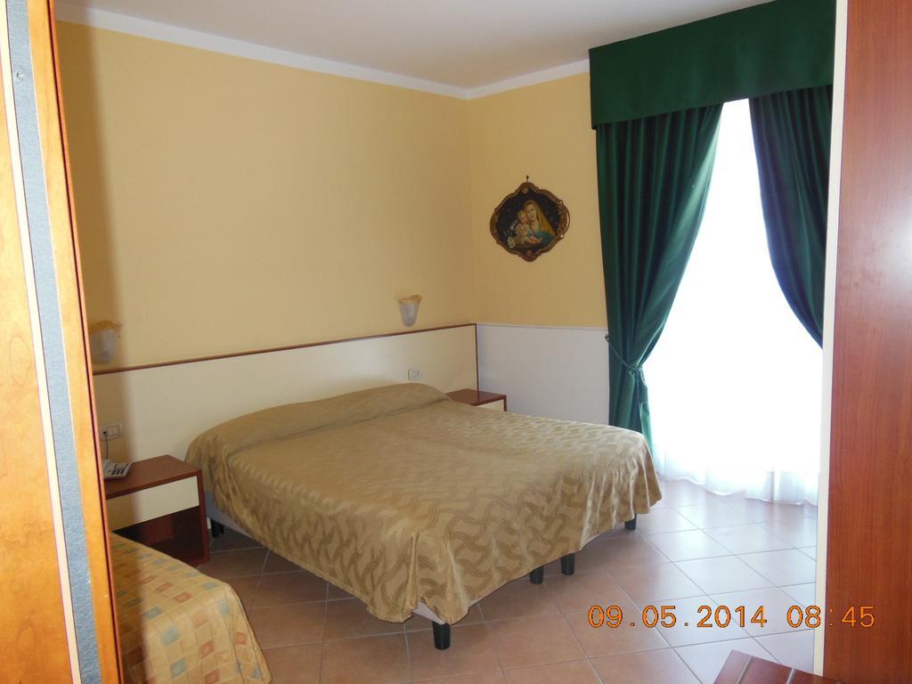 New Hotel Sonia Santa Maria di Castellabate Pokój zdjęcie